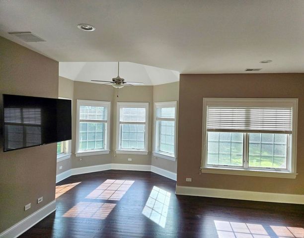 6701 Sunset Avenue, Countryside, IL 60525