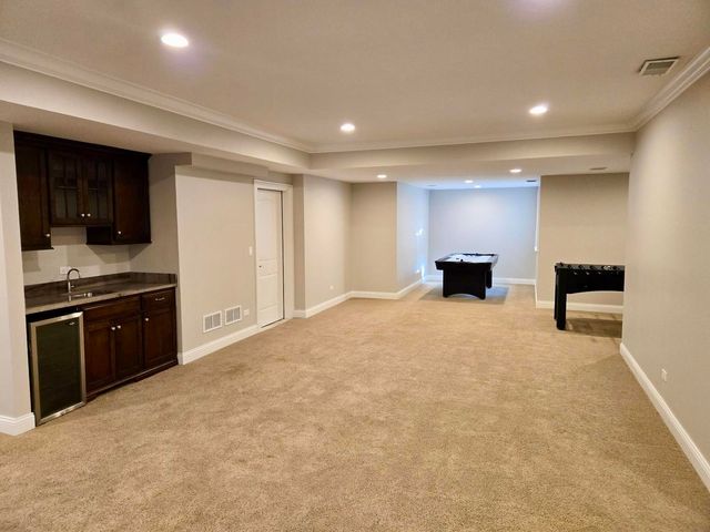 6701 Sunset Avenue, Countryside, IL 60525