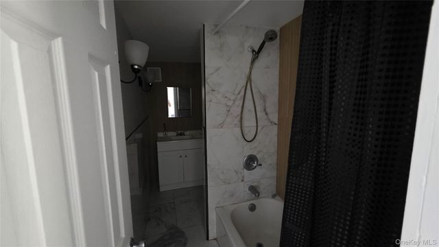 208 Glenmere Road, Chester, NY 10918