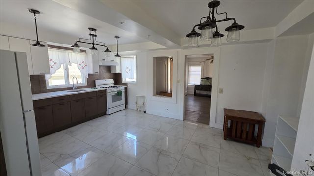 208 Glenmere Road, Chester, NY 10918