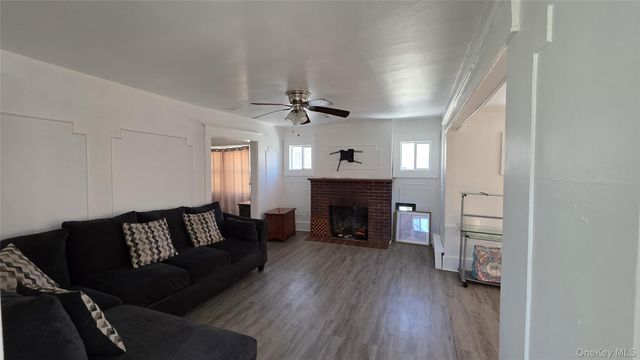 208 Glenmere Road, Chester, NY 10918