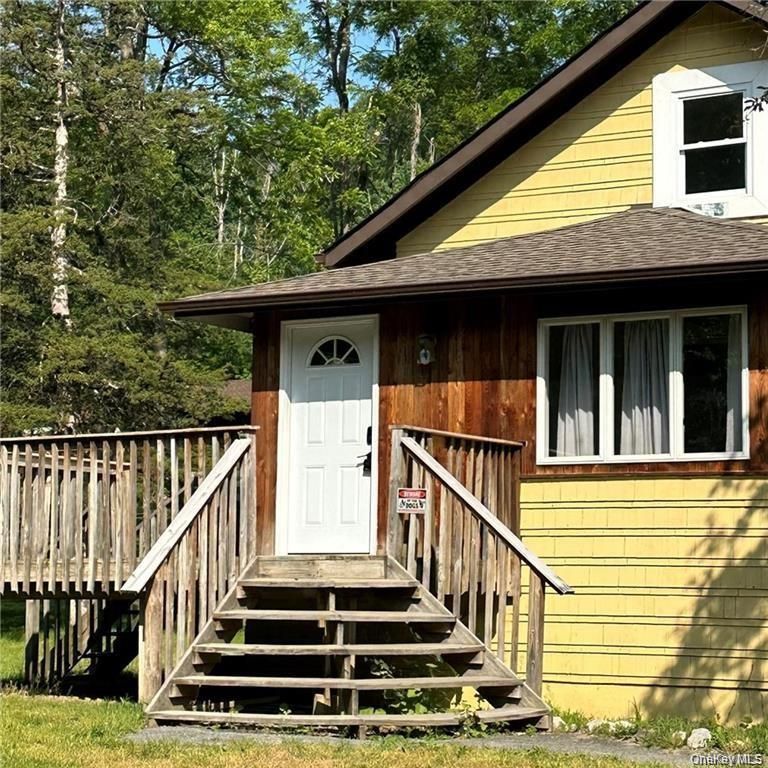 208 Glenmere Road, Chester, NY 10918