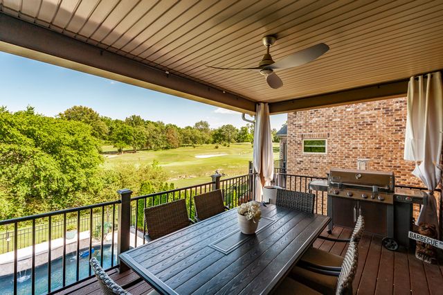 1705 Boardwalk Pl, Gallatin, TN 37066