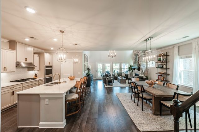 1705 Boardwalk Pl, Gallatin, TN 37066