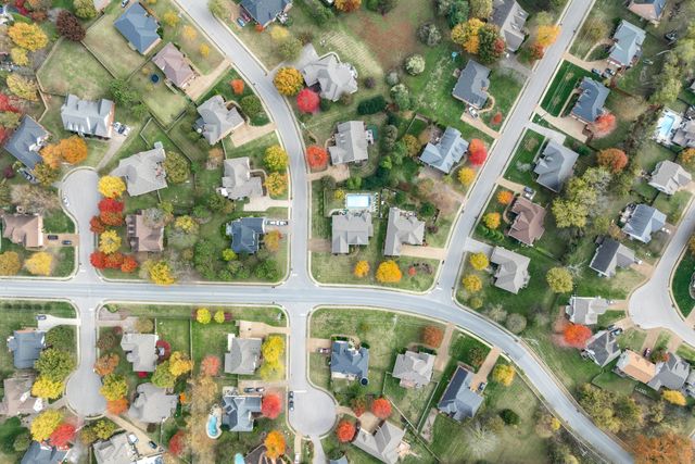 2754 Jutes Dr, Thompsons Station, TN 37179