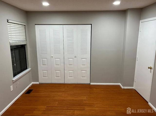 269 Bromley Place, East Brunswick, NJ 08816