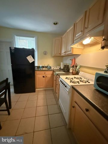 152 E WALNUT ST, Lancaster, PA 17602