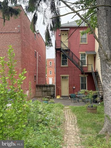152 E WALNUT ST, Lancaster, PA 17602