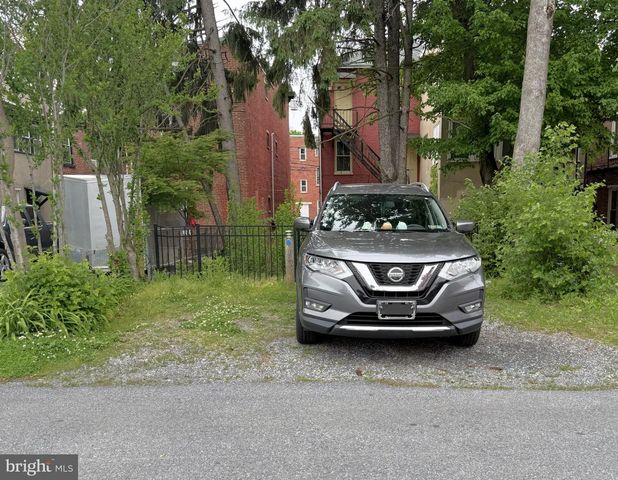 152 E WALNUT ST, Lancaster, PA 17602