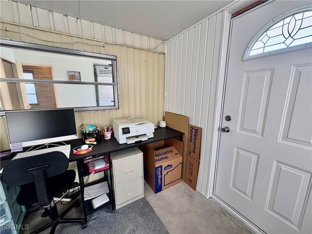 892 Homestead DR, North Fort Myers, FL 33917