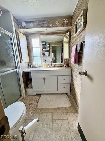 892 Homestead DR, North Fort Myers, FL 33917