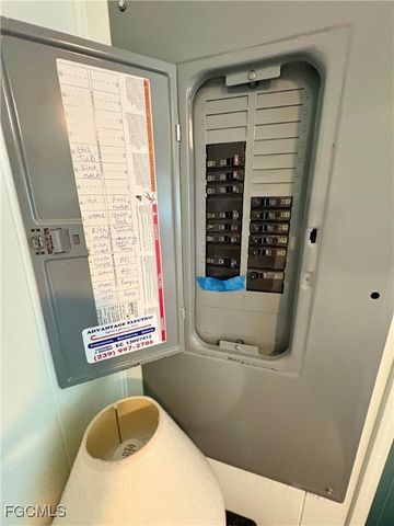 892 Homestead DR, North Fort Myers, FL 33917