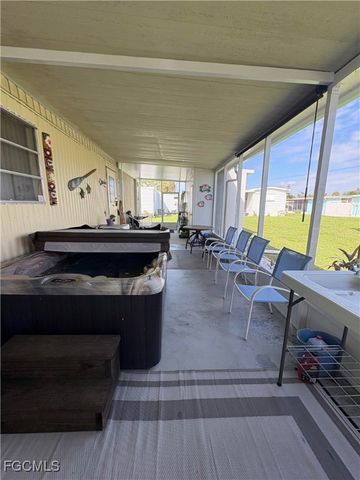 892 Homestead DR, North Fort Myers, FL 33917