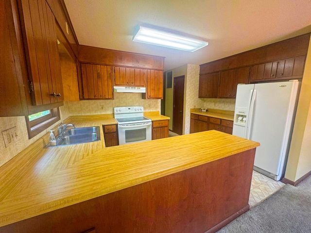 17 Kere Trace, Cherokee Village, AR 72529