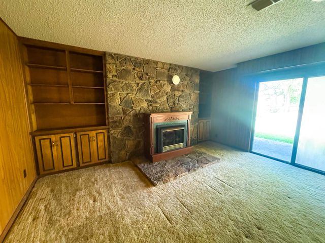 17 Kere Trace, Cherokee Village, AR 72529