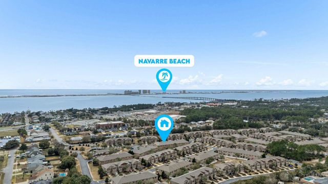 8868 Brown Pelican Cir, Navarre, FL 32566