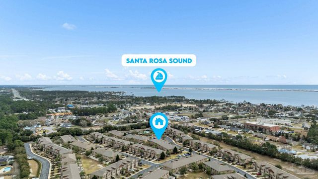 8868 Brown Pelican Cir, Navarre, FL 32566