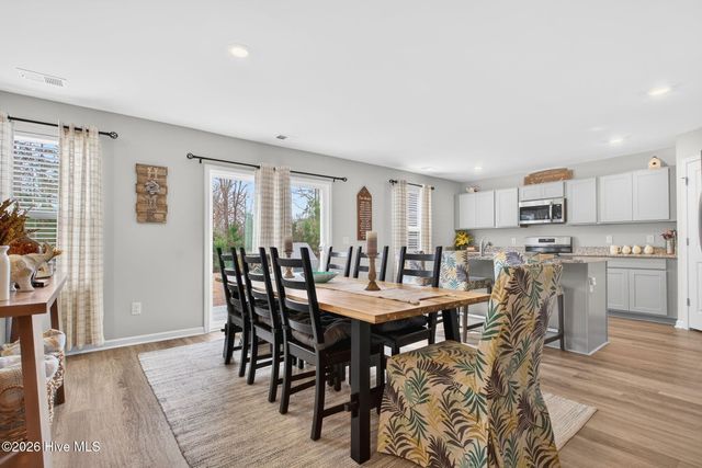 6950 Seaside Palms Place SW, Shallotte, NC 28468