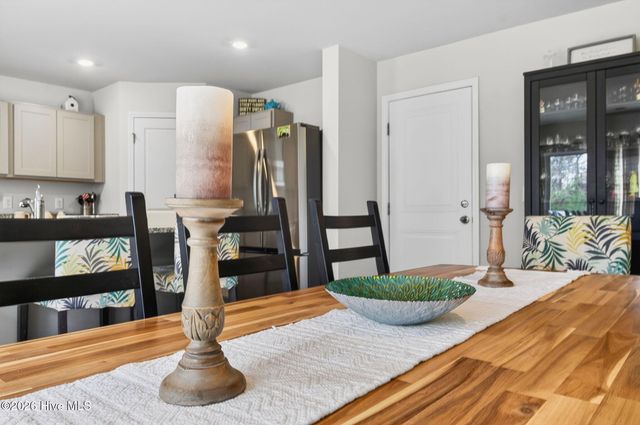 6950 Seaside Palms Place SW, Shallotte, NC 28468