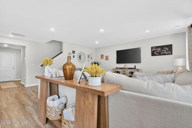 6950 Seaside Palms Place SW, Shallotte, NC 28468