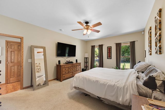 5418 W Gas Line Road, Frankfort, IN 46041