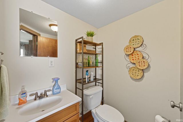 5418 W Gas Line Road, Frankfort, IN 46041