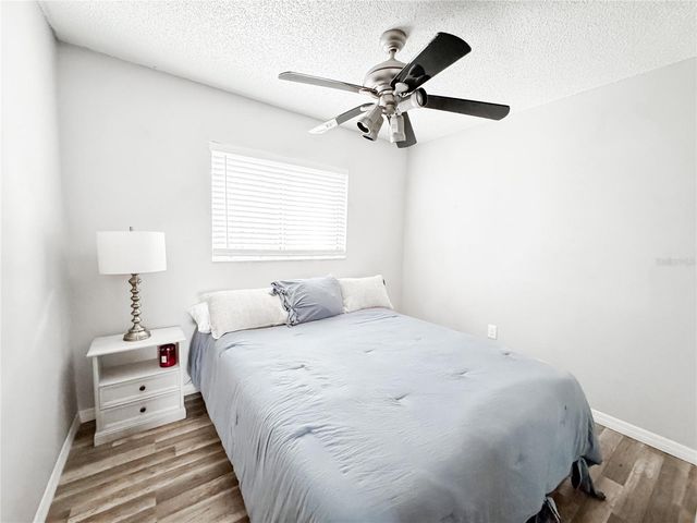 2751 72ND AVENUE DRIVE E, Sarasota, FL 34243
