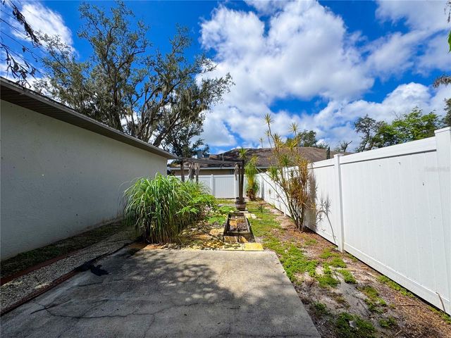 2751 72ND AVENUE DRIVE E, Sarasota, FL 34243