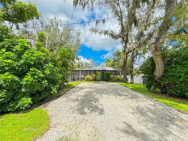 2751 72ND AVENUE DRIVE E, Sarasota, FL 34243