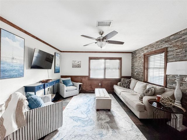 2751 72ND AVENUE DRIVE E, Sarasota, FL 34243