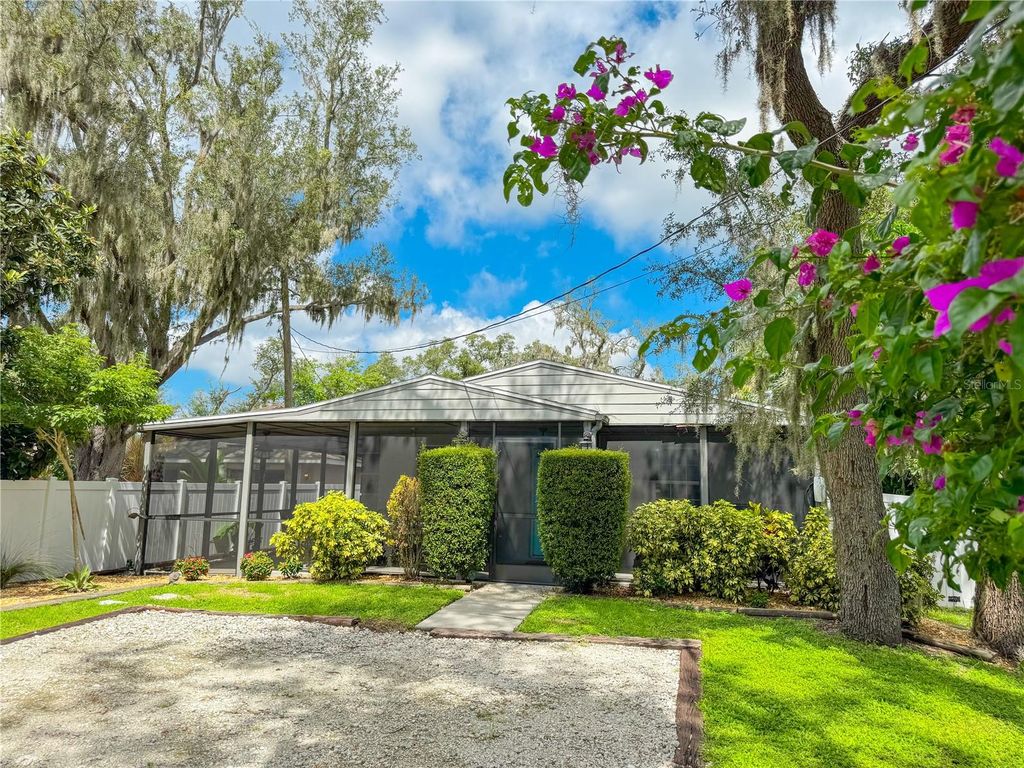 2751 72ND AVENUE DRIVE E, Sarasota, FL 34243