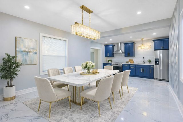 9356 S Manistee Avenue, Chicago, IL 60617