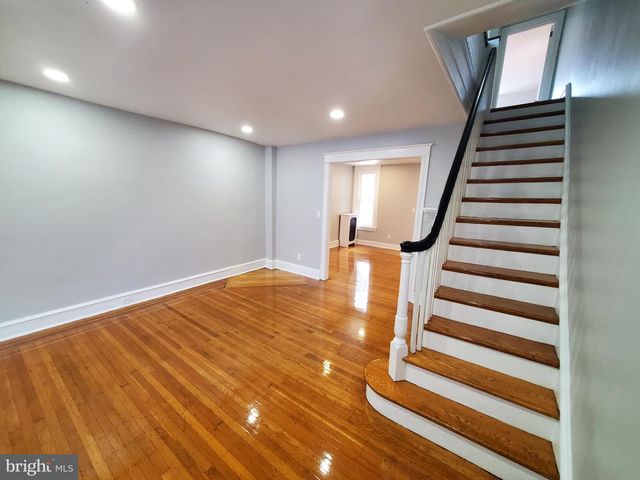 262 W GODFREY AVE, Philadelphia, PA 19120