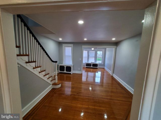 262 W GODFREY AVE, Philadelphia, PA 19120