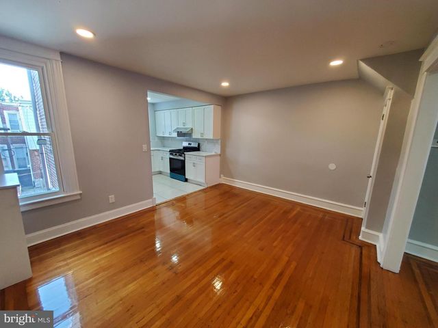 262 W GODFREY AVE, Philadelphia, PA 19120