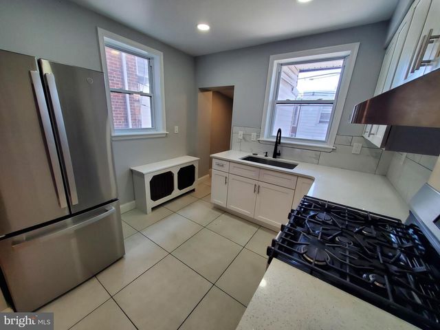 262 W GODFREY AVE, Philadelphia, PA 19120