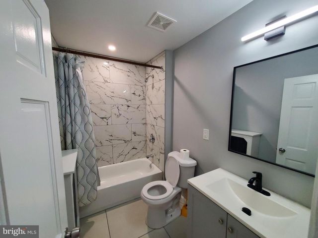 262 W GODFREY AVE, Philadelphia, PA 19120