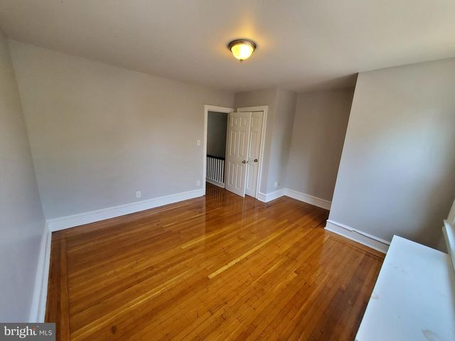 262 W GODFREY AVE, Philadelphia, PA 19120