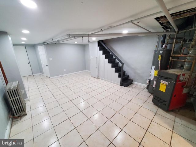 262 W GODFREY AVE, Philadelphia, PA 19120