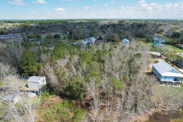 00 Waveland Avenue, Waveland, MS 39576