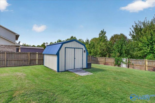 107 Cedar Court Lane, Huntsville, AL 35811