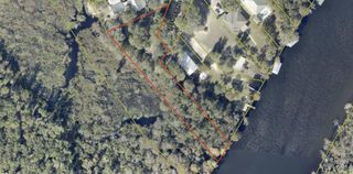 2 Creekview Avenue, Freeport, FL 32439