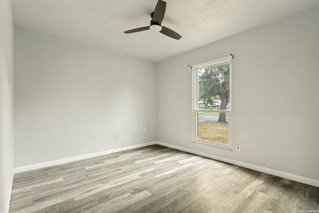 5527 Colewood, San Antonio, TX 78233