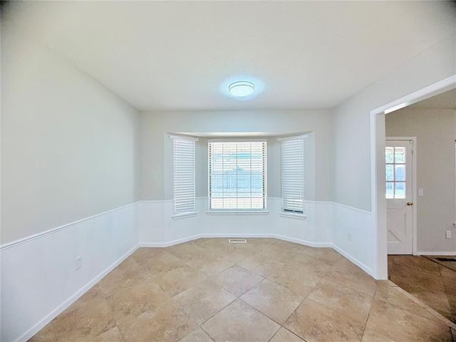 121 W Vail Drive, Yukon, OK 73099