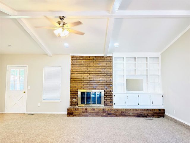 121 W Vail Drive, Yukon, OK 73099
