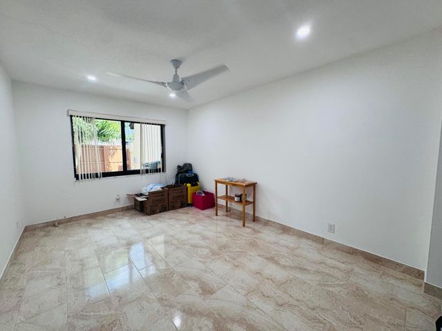 4918 ALDER Drive D, West Palm Beach, FL 33417