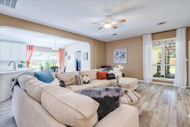 103 Nopal LN, Buda, TX 78610