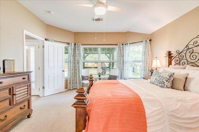 103 Nopal LN, Buda, TX 78610