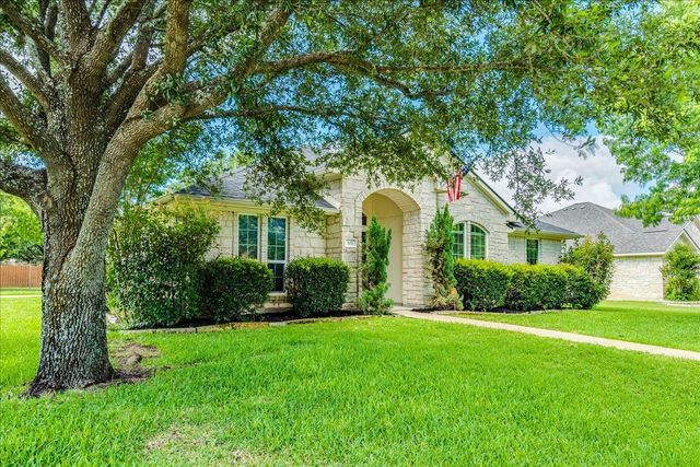 103 Nopal LN, Buda, TX 78610