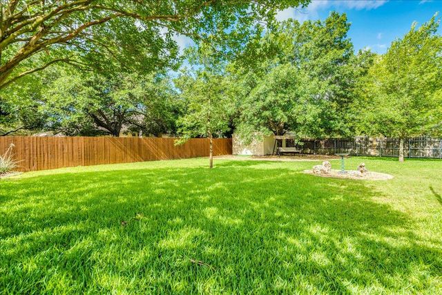 103 Nopal LN, Buda, TX 78610